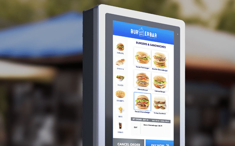 Spotlight on: Elo’s Outdoor Monitor for Captivating Outdoor Kiosks